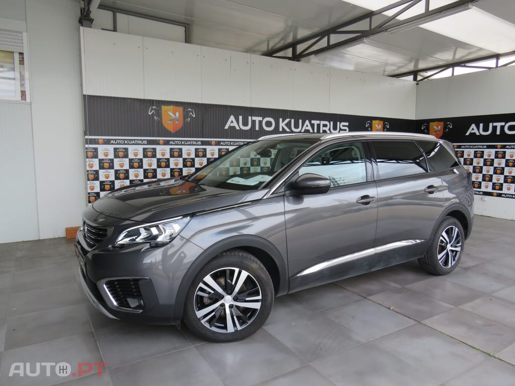 Peugeot 5008 1.5 BlueHDi Allure