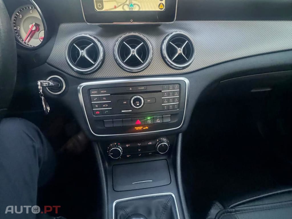 Mercedes-Benz GLA 180 CDI STYLE