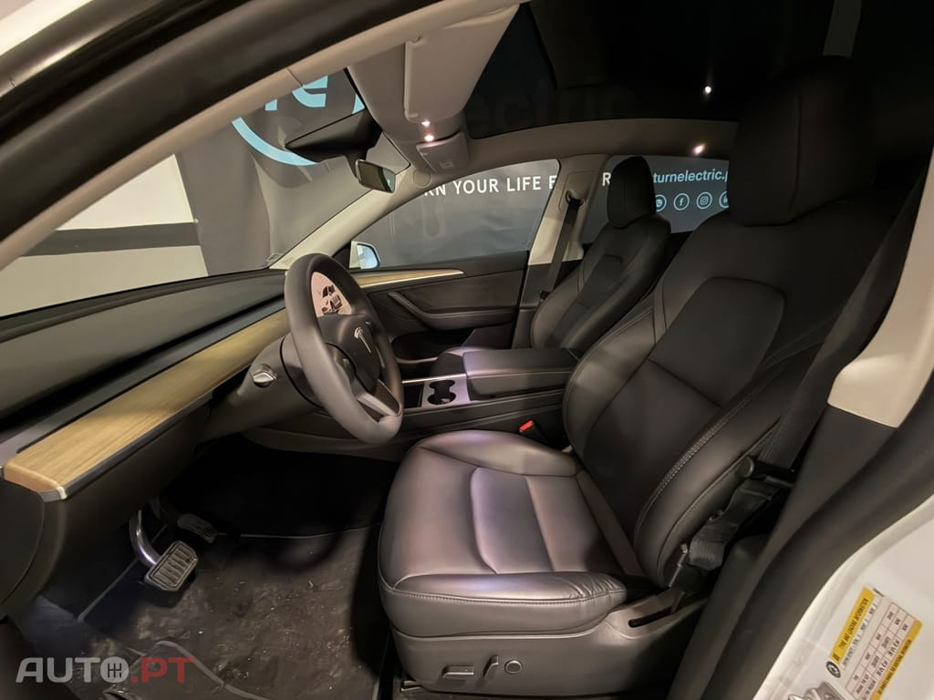 Tesla Model Y Tração Traseira