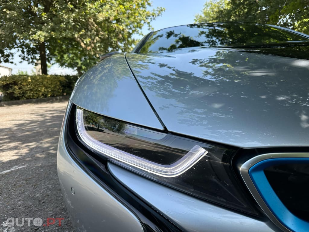 BMW i8 Standard 362cv
