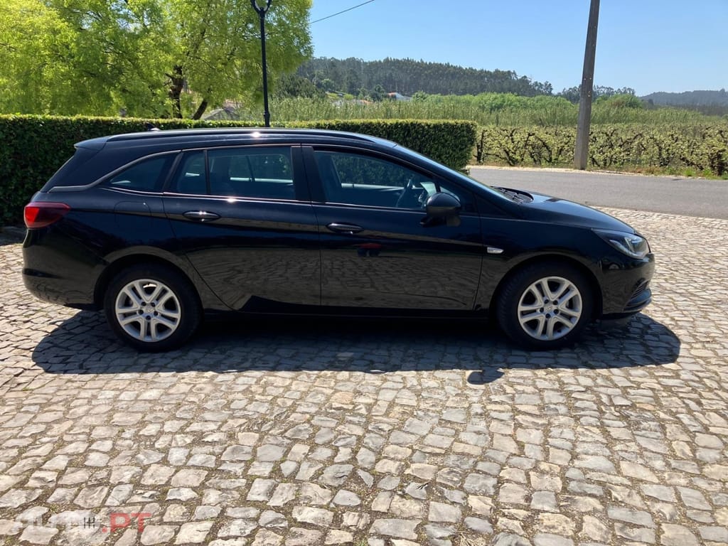 Opel Astra CDTI Sport Tourer 110 CV