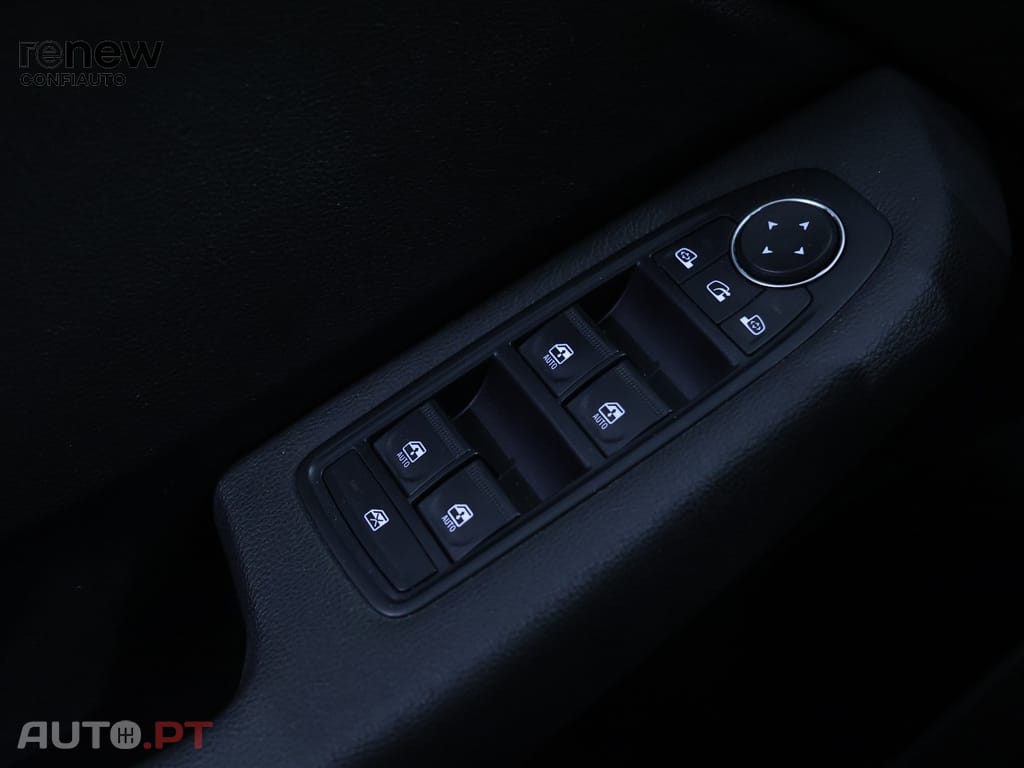 Renault Clio 1.0 Tce Evolution Bi-fuel — fotografia 21