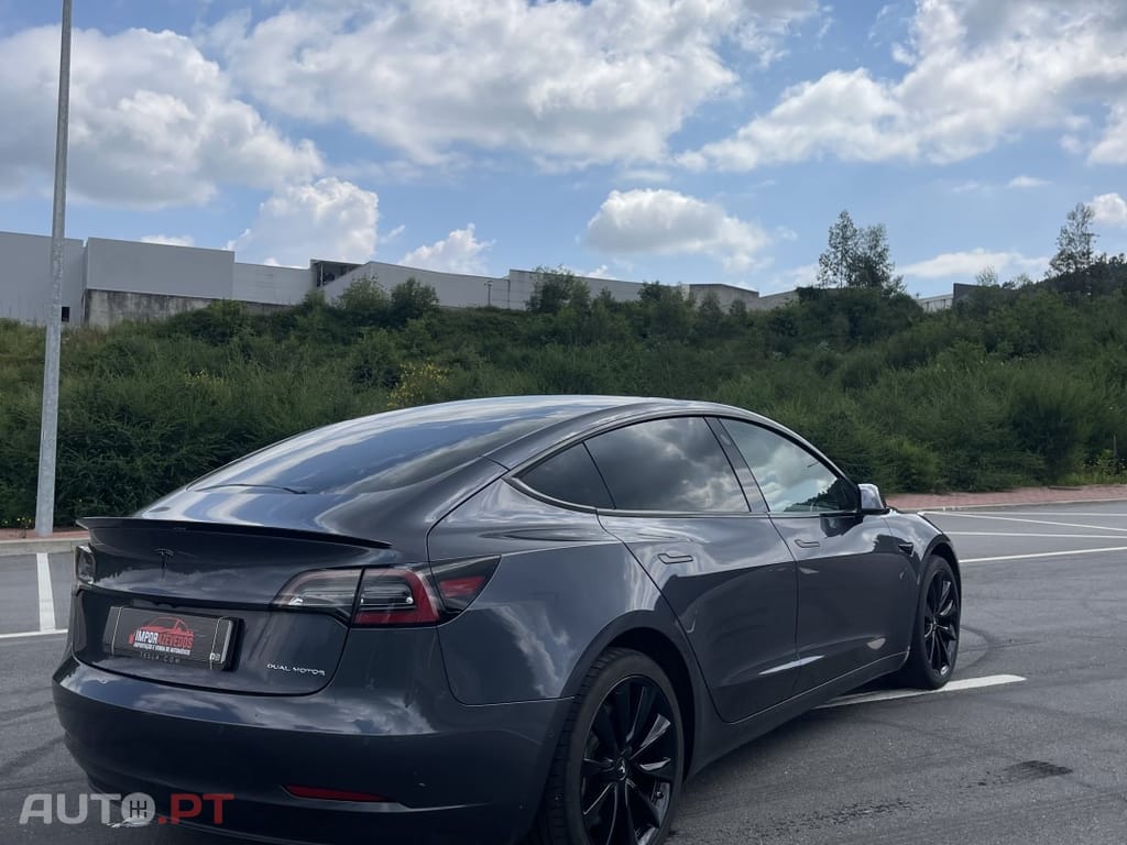 Tesla Model 3 Long Range Tração Integral