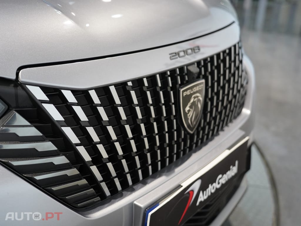 Peugeot 2008 1.2 PureTech Allure