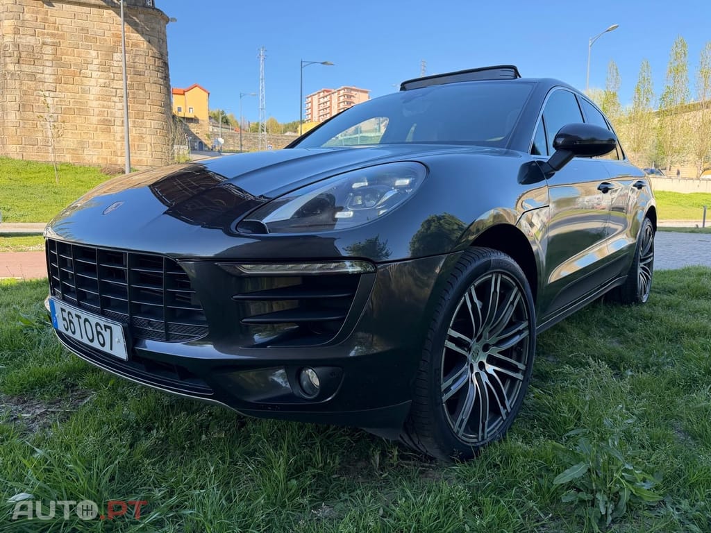 Porsche Macan S