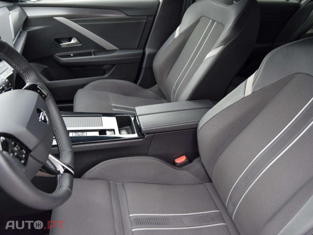 Opel Astra 1.2 T GS Aut.