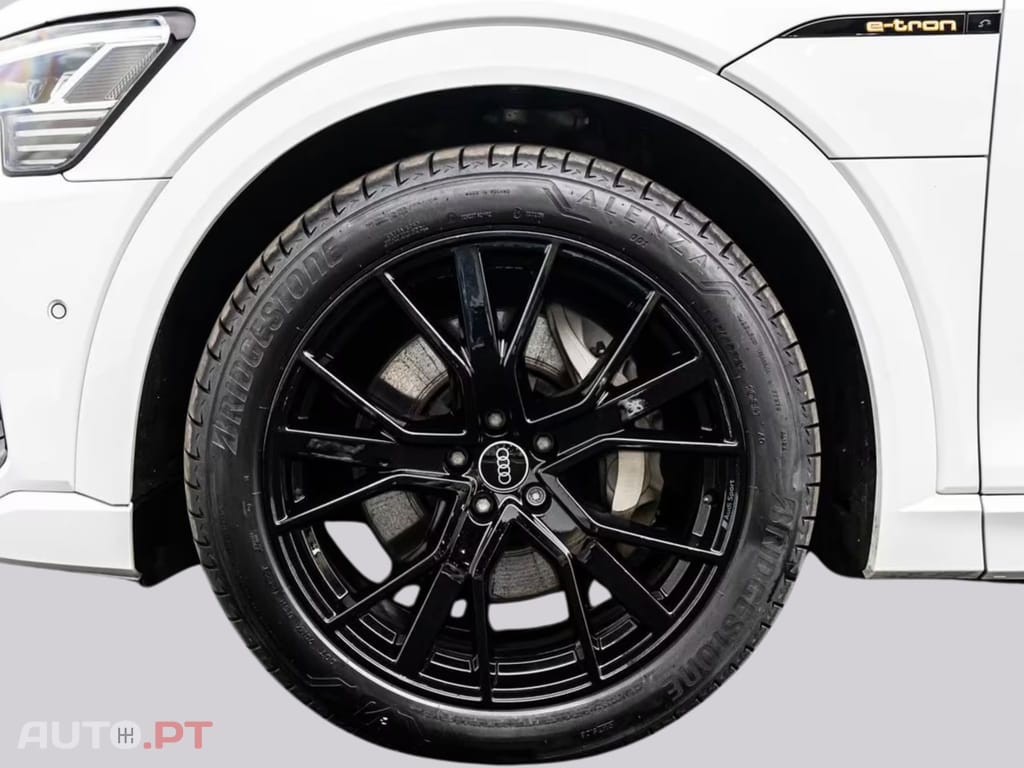 Audi E-Tron 50 S LINE