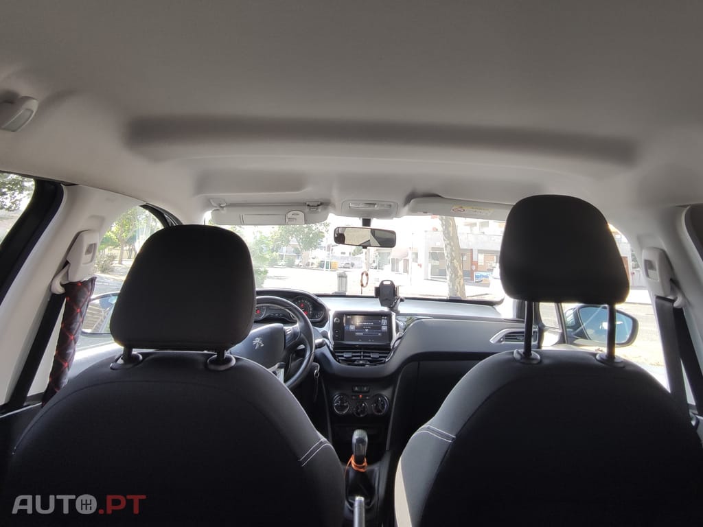 Peugeot 208 1.2 Pure Tech