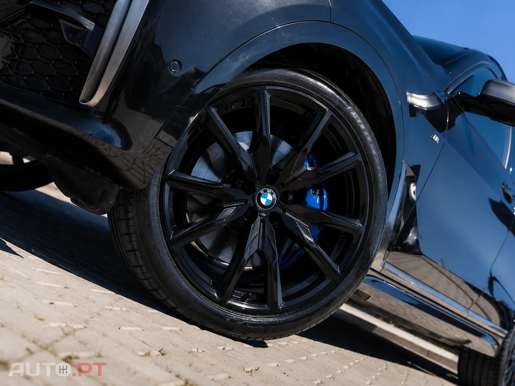 BMW X7 M50d
