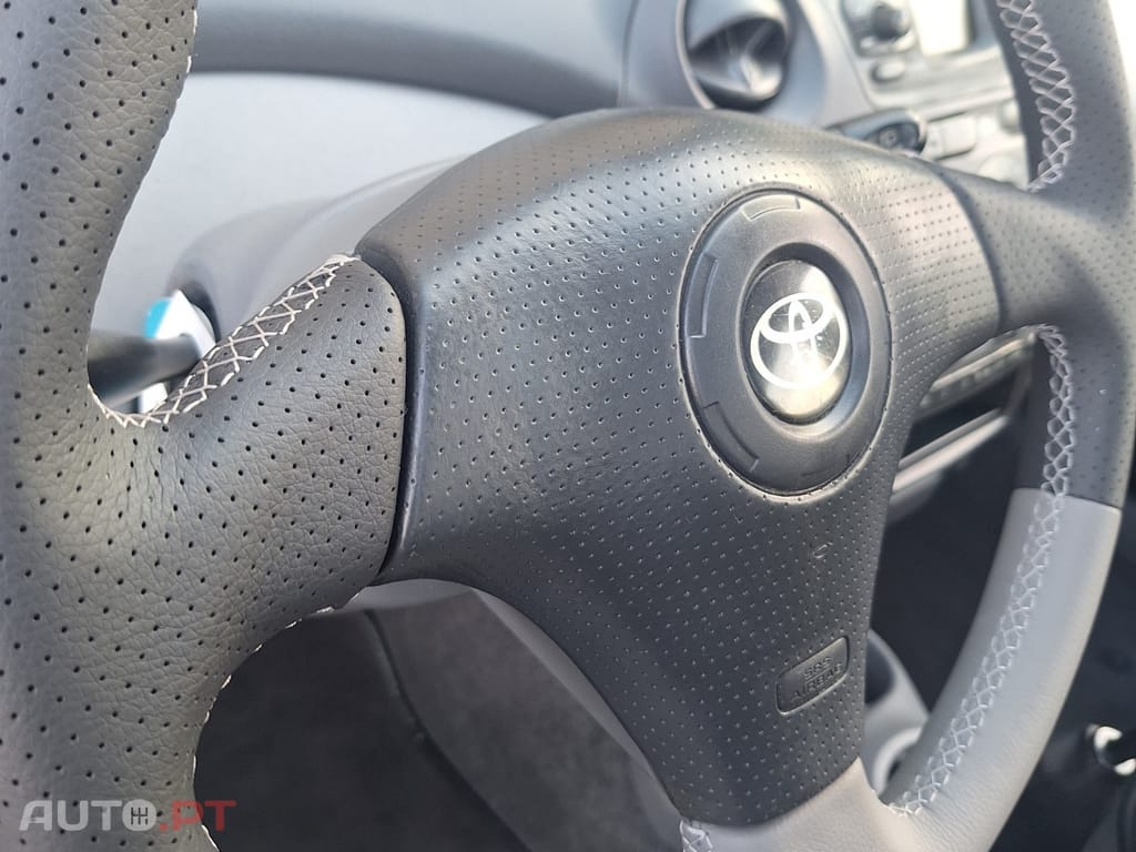 Toyota Yaris 1.0 Luna