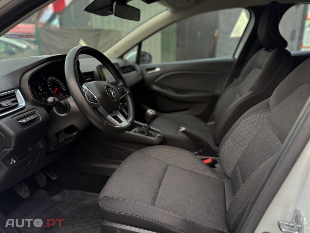 Renault Clio TCe 100 BUSINESS EDITION