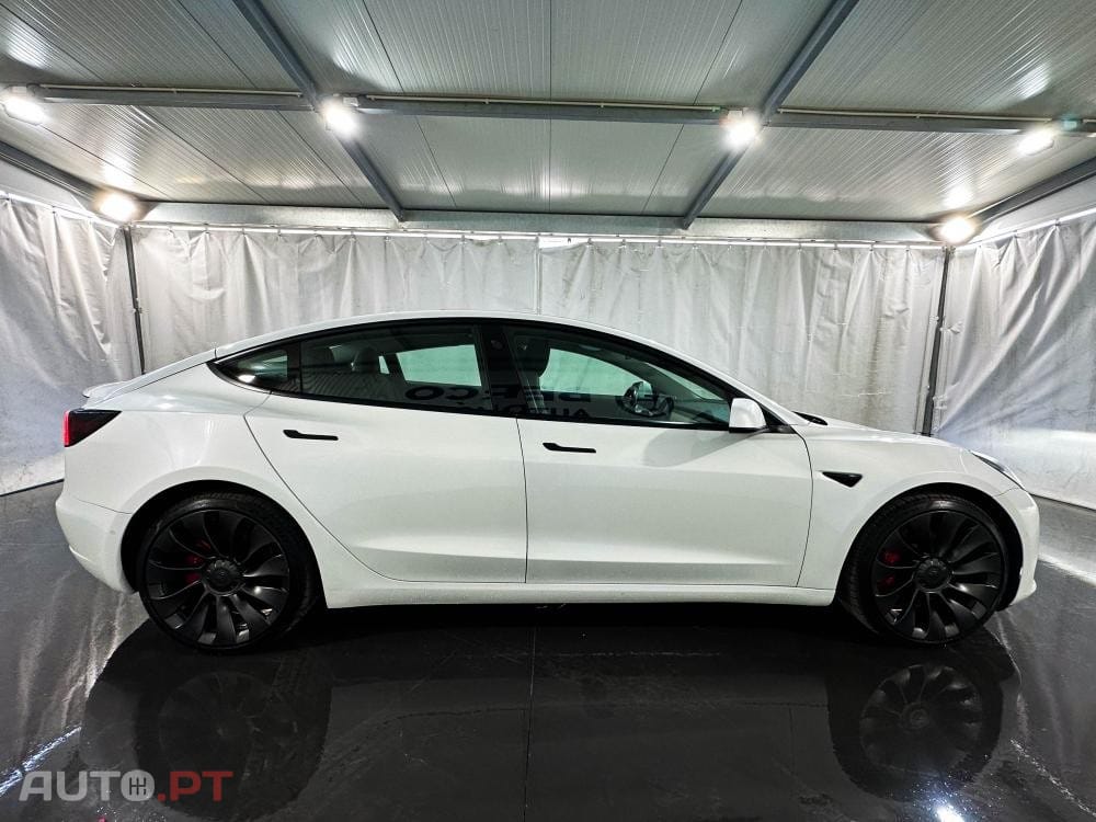 Tesla Model 3 Performance AWD