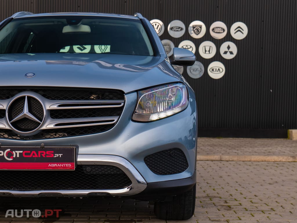 Mercedes-Benz GLC 220 d 4Matic 9G-TRONIC