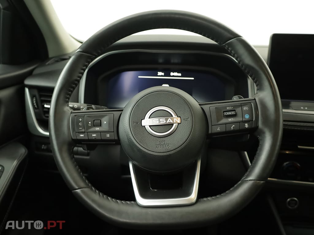 Nissan Qashqai Qashqai 1.3 DIG-T N-Connecta LED Xtronic