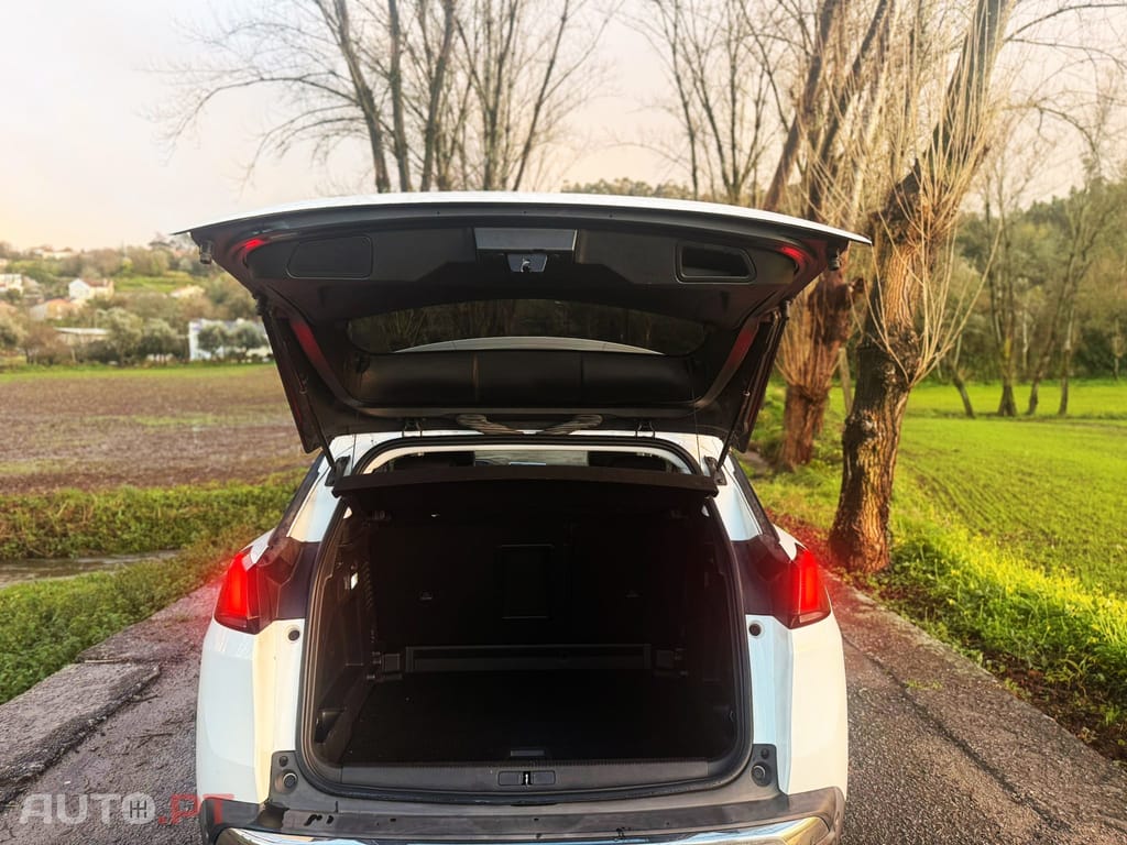 Peugeot 3008 1.2 PureTech Allure EAT6