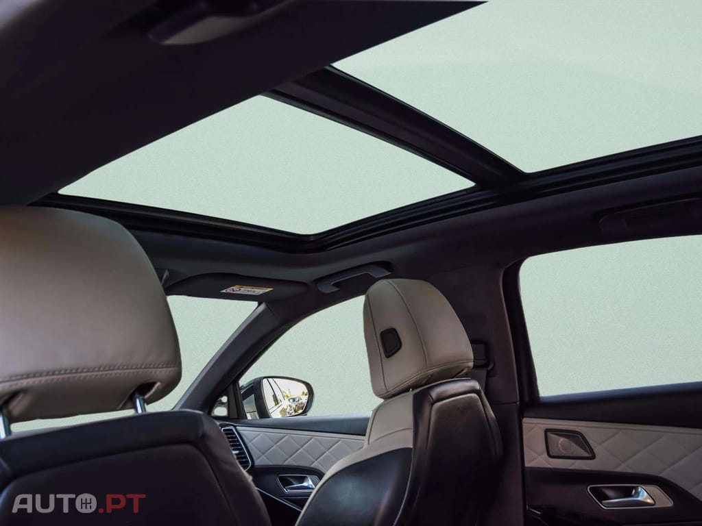 DS DS7 Crossback E-Tense 4x4 Rivoli 300cv