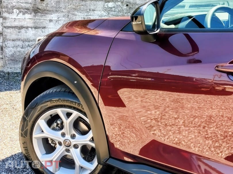 Nissan Juke DIG-T 117 Acenta — fotografia 14