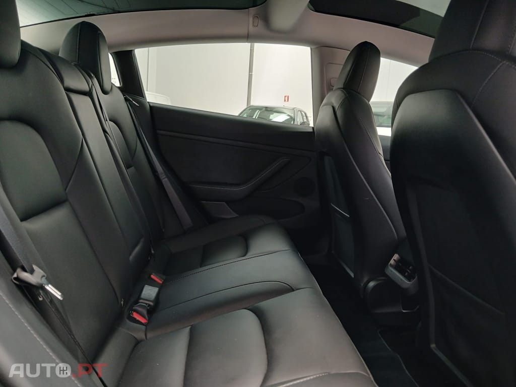 Tesla Model 3 Long Range Tração Traseira