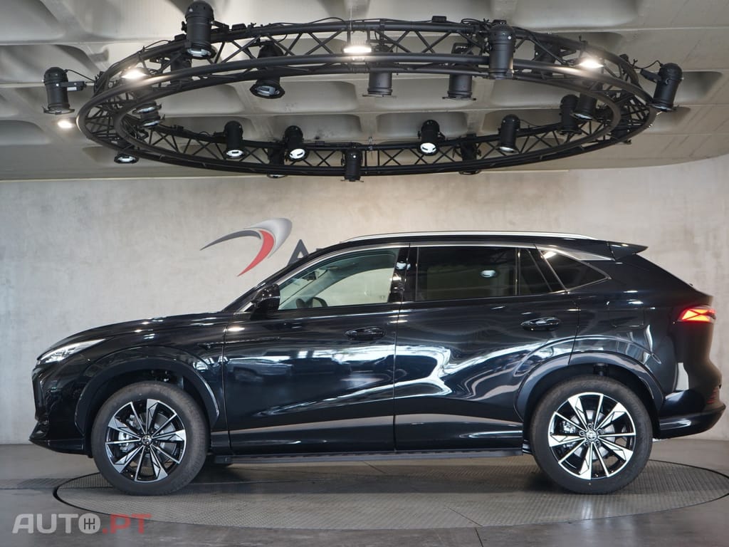 MG HS 1.5 T-GDI Plug In Hybrid Luxury