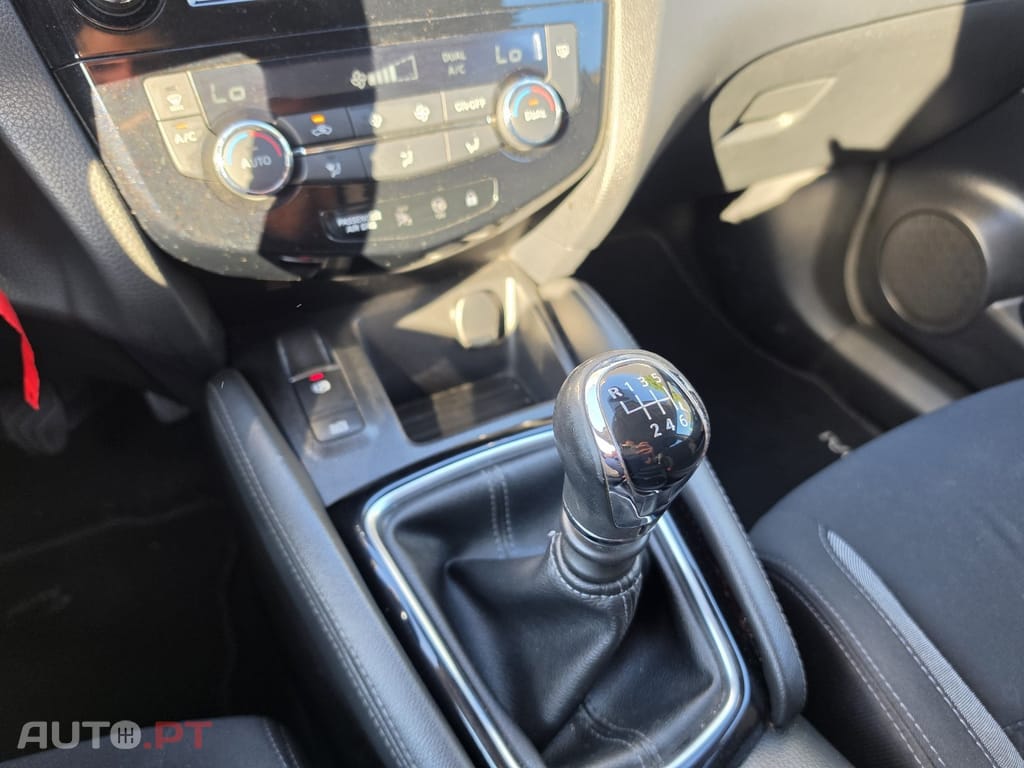 Nissan Qashqai 1.5 dCi N-Connecta