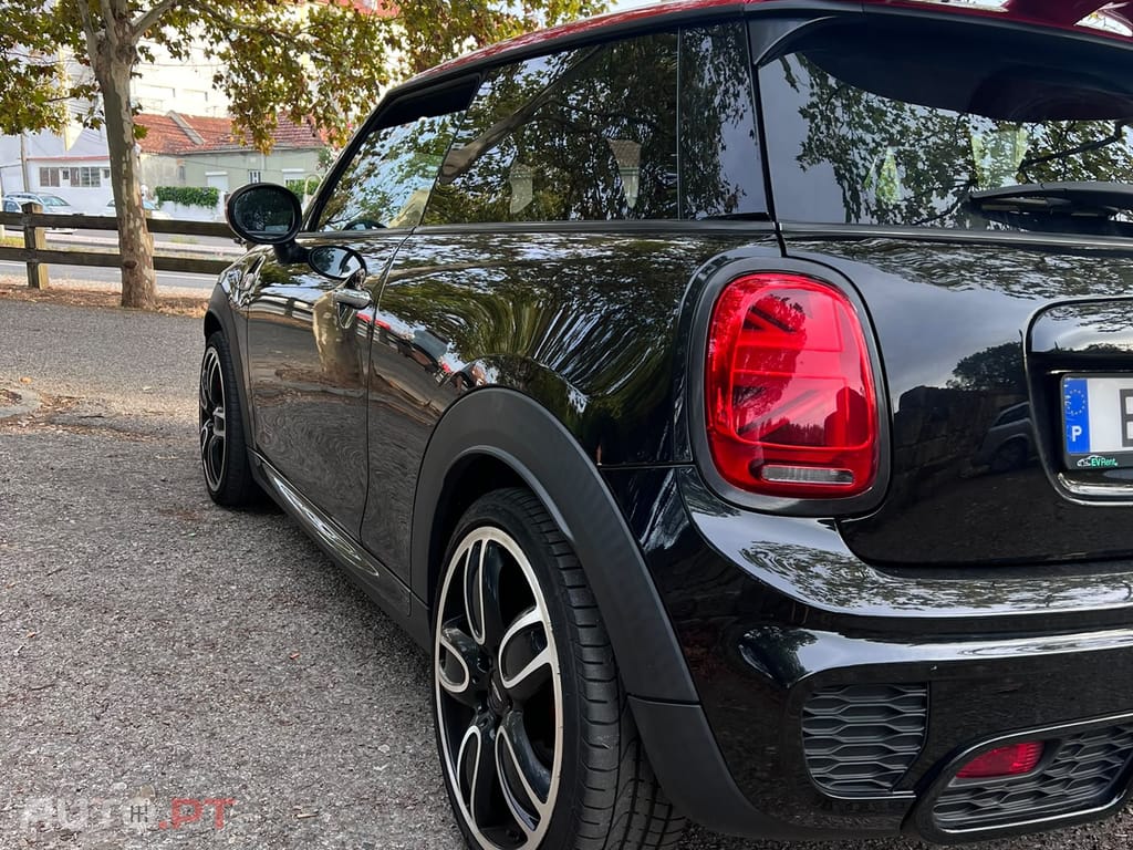 MINI John Cooper Works John Cooper Works