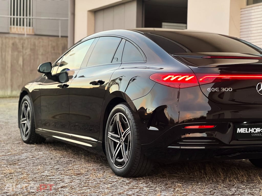 Mercedes-Benz EQE 300 AMG Line