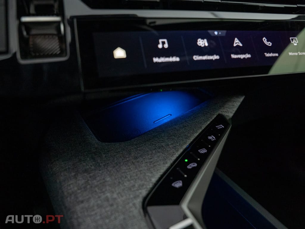 Peugeot E-3008 73 kWh Allure