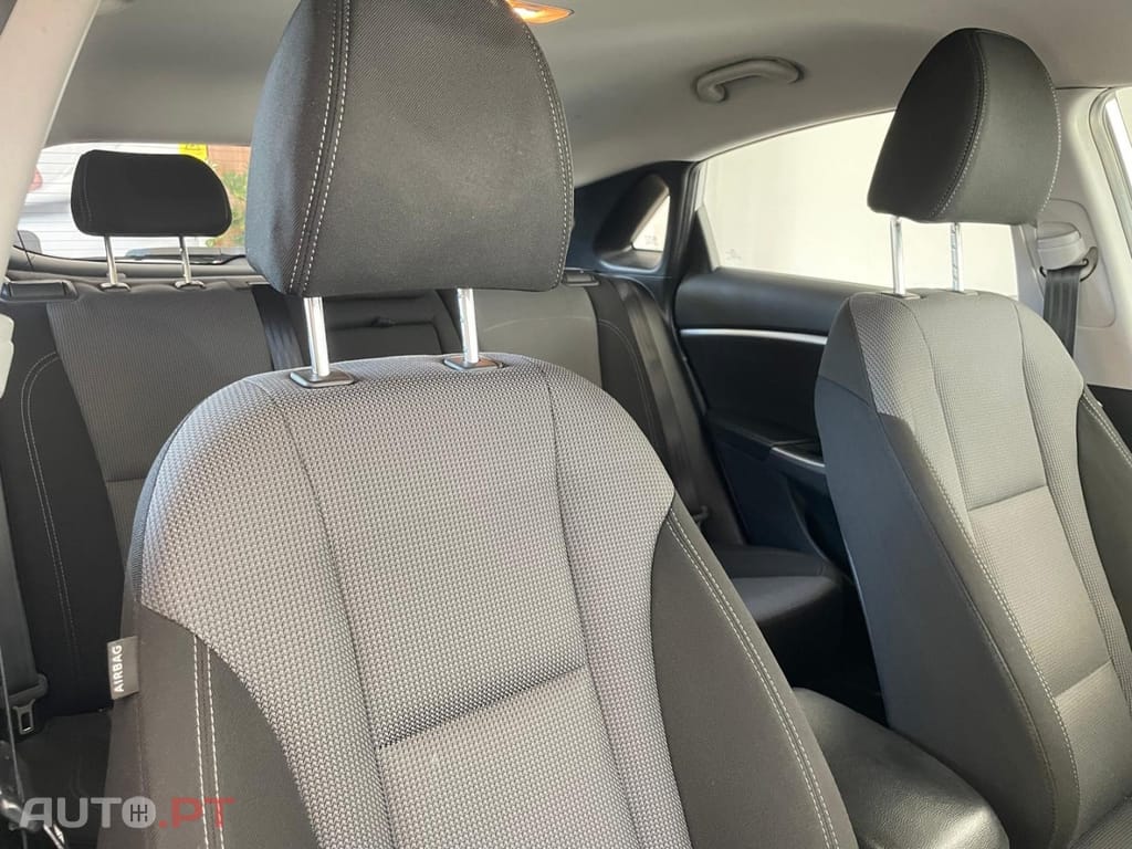 Hyundai i30 1.6 CRDi Blue Comfort J16