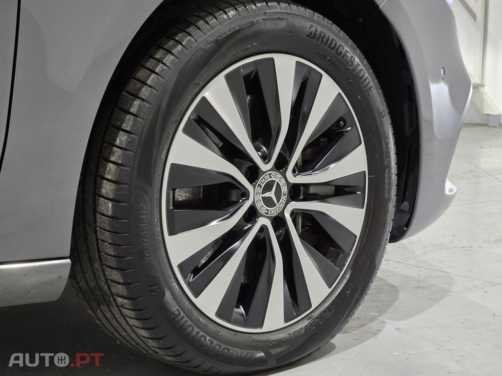 Mercedes-Benz A 250 e 8G-DCT Progressive