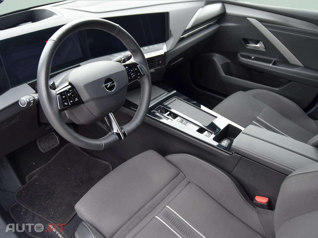 Opel Astra 1.2 T GS Aut.