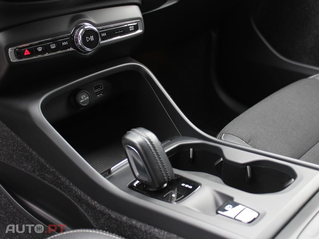 Volvo XC40 2.0 D3 Momentum Plus Geartronic