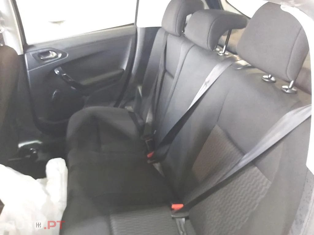 Peugeot 208 1.2 PureTech Signature