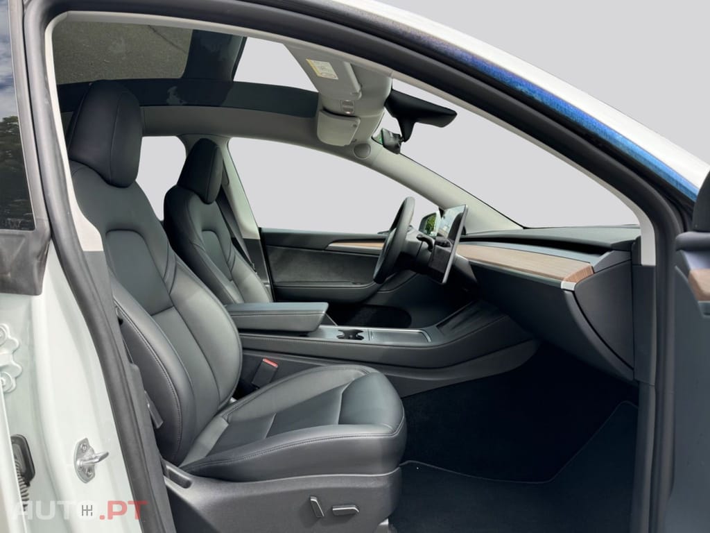 Tesla Model Y Performance Dual AWD I.V.A DEDUTIVEL