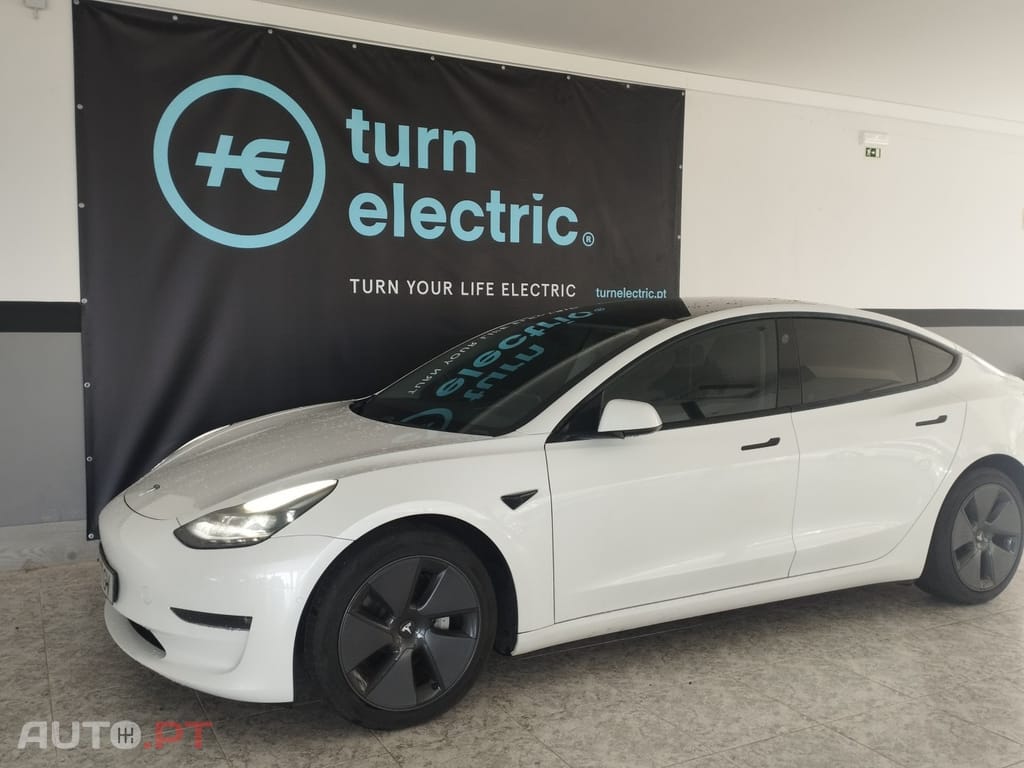 Tesla Model 3 Long Range AWD Dual Motor
