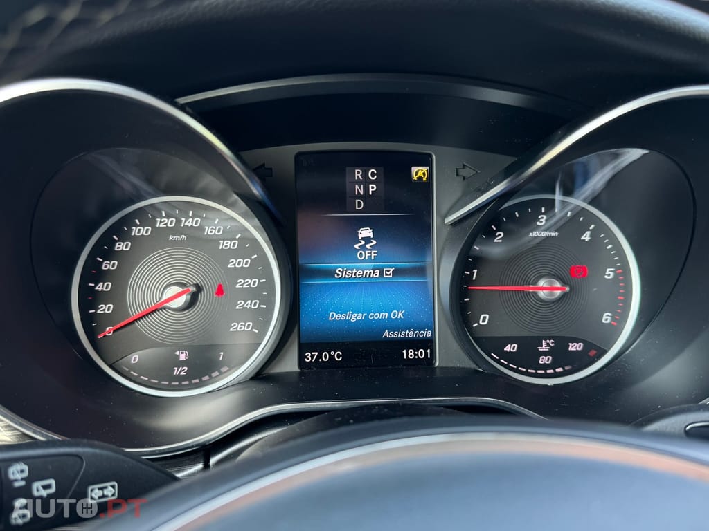 Mercedes-Benz V 300 d Longo Avantgarde
