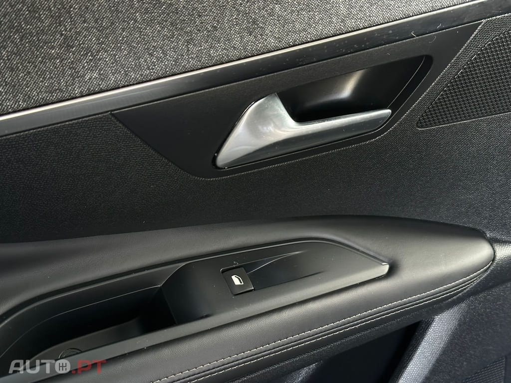 Peugeot 3008 1.6 BlueHDi Allure Grip Control