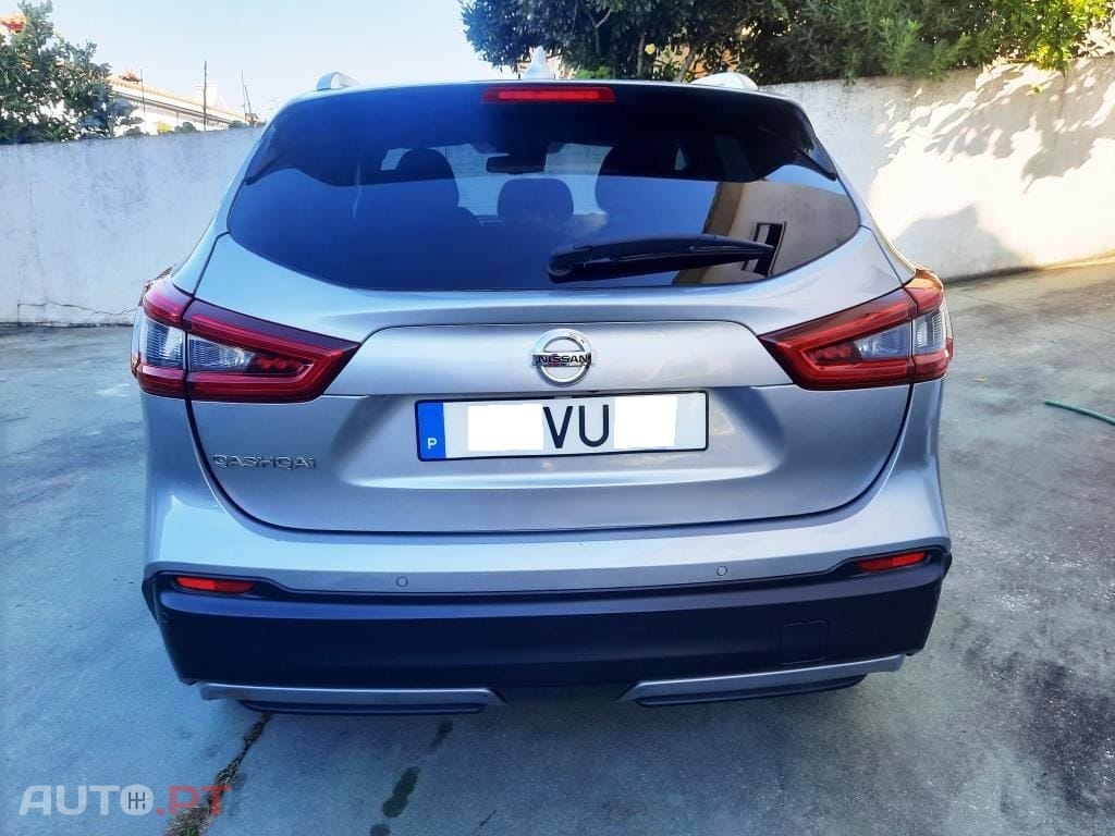 Nissan Qashqai N-Connecta 110cv / 168€ mês