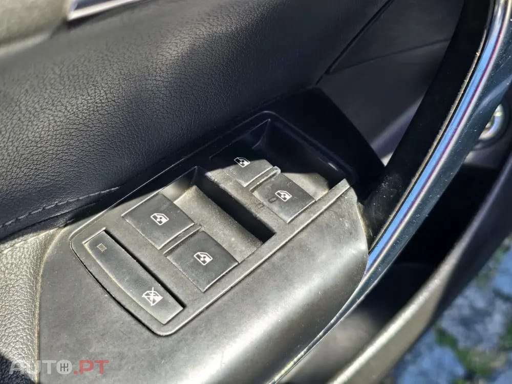 Opel Insignia Outro