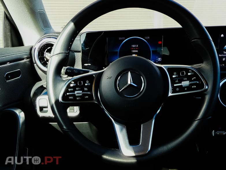 Mercedes-Benz CLA 250 Garantia de 2 anos "Junge Sterne"