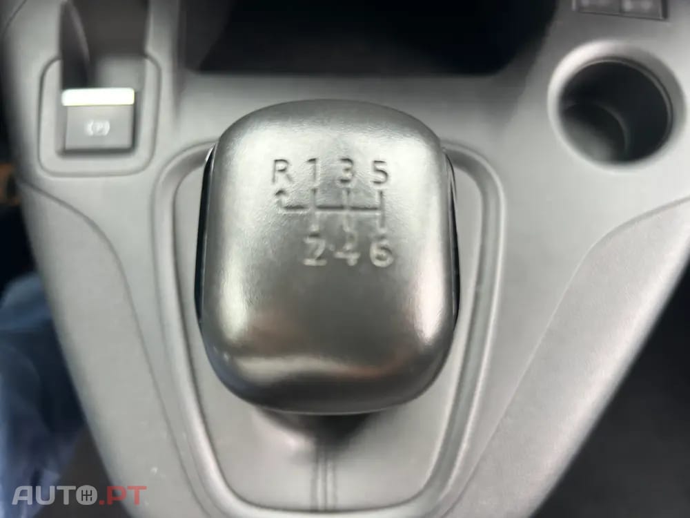 Peugeot Partner 1.5 BlueHDi Premium Standard Plus
