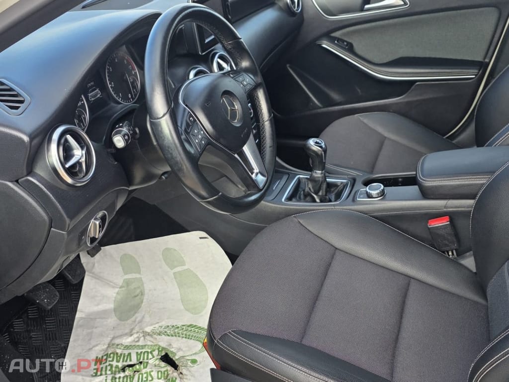 Mercedes-Benz A 180 CDI (BlueEFFICIENCY) Style