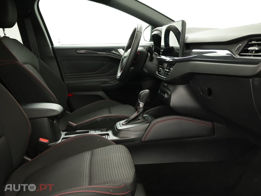 Ford Focus Focus SW 1.0 EcoBoost MHEV ST-Line X Aut. — fotografia 20