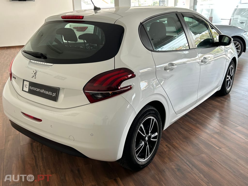 Peugeot 208 1.2 PureTech Active