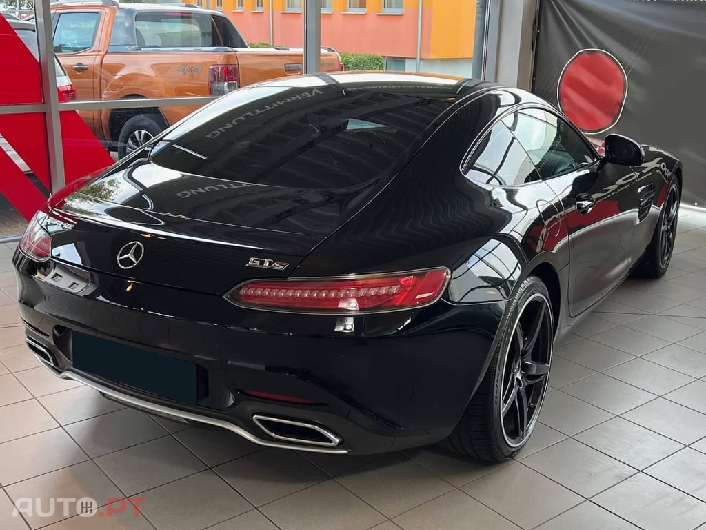 Mercedes-Benz AMG GT V8