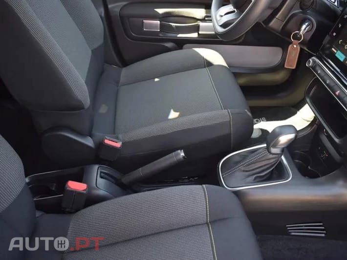 Citroen C3 1.2 PureTech Shine EAT6
