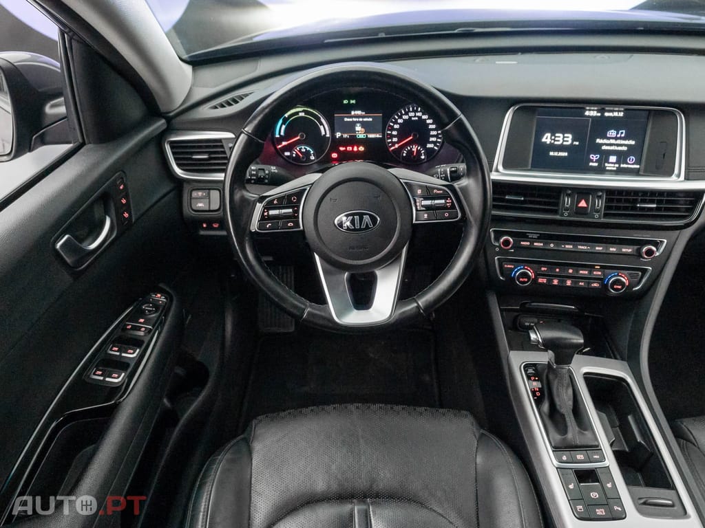 Kia Optima 2.0 CVVT PHEV