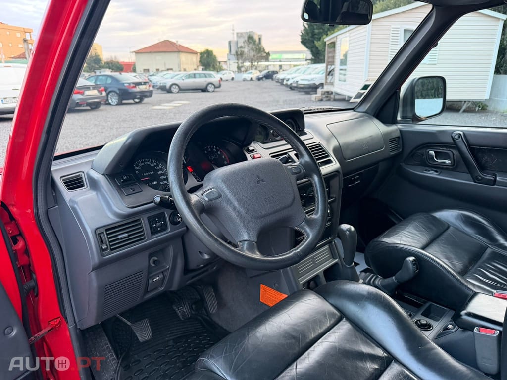 Mitsubishi Pajero 3.5 V6