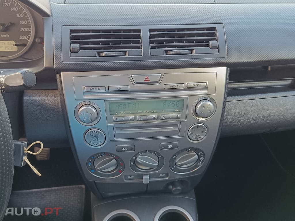 Mazda 2 1.25 Comfort AC