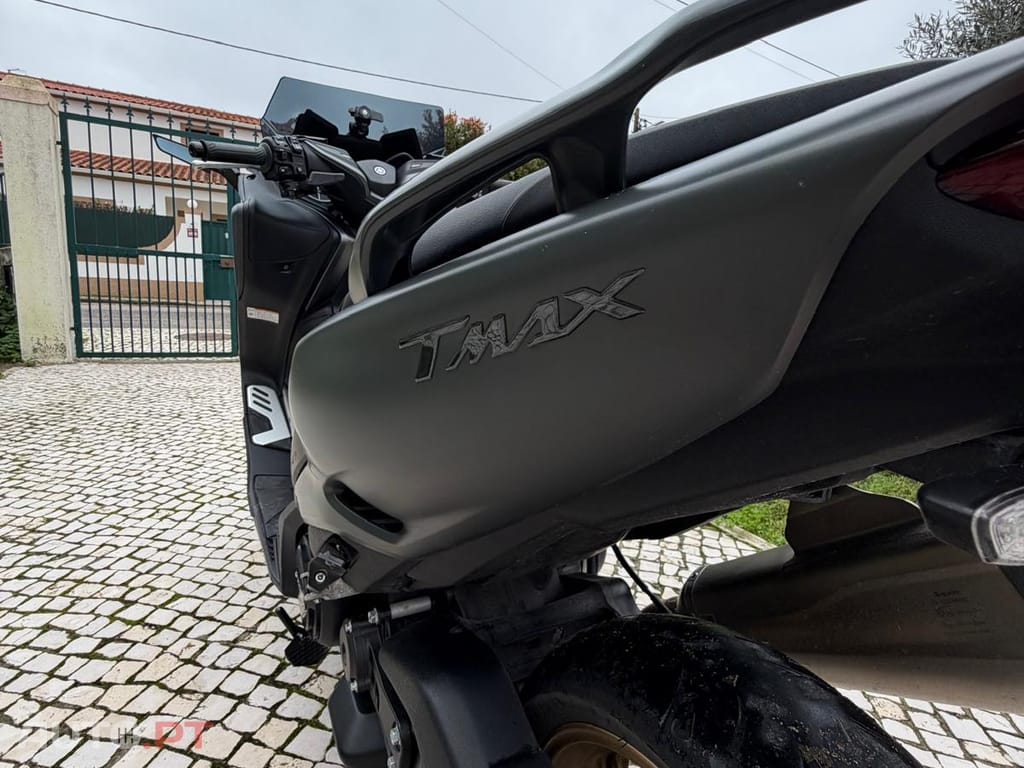 Yamaha TMAX 560