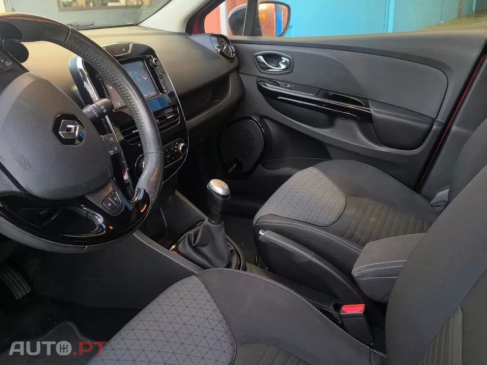 Renault Clio Sport Tourer 0.9 TCE Luxe